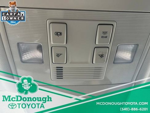 Used 2024 Volkswagen Taos SE AWD/4WD image 22