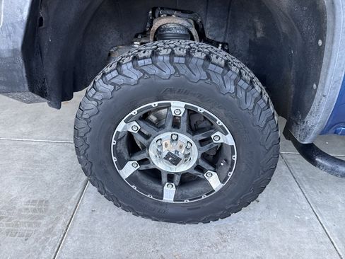 Used 2015 GMC Sierra 1500 SLE w/ SLE Value Package image 8