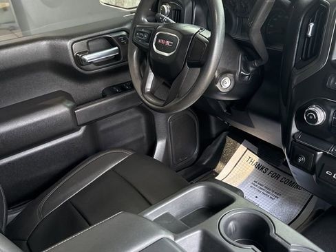 Used 2021 GMC Sierra 1500 4x4 Crew Cab w/ Sierra Value Package image 21