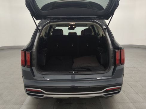 Used 2023 Kia Sorento S image 29