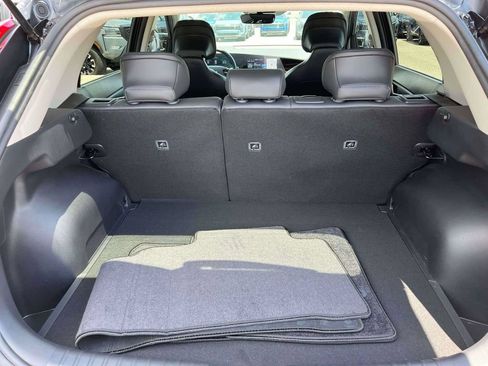 Certified 2025 Kia Niro EX FWD image 8