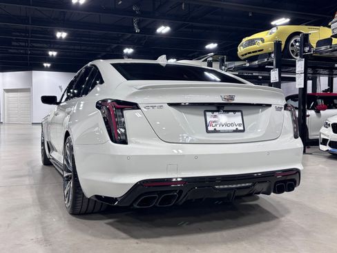 Used 2022 Cadillac CT5 V Blackwing image 7