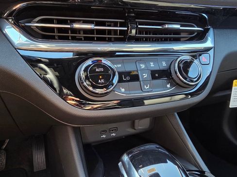New 2026 Buick Envista Sport Touring w/ Convenience I Package FWD image 18