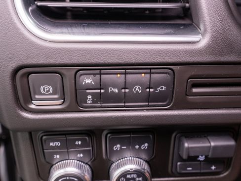 Used 2022 GMC Yukon SLT w/ Max Trailering Package AWD/4WD image 31