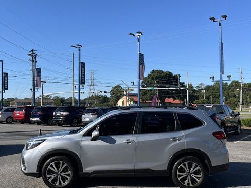 Used 2020 Subaru Forester Limited w/ Popular Package #3 image 6