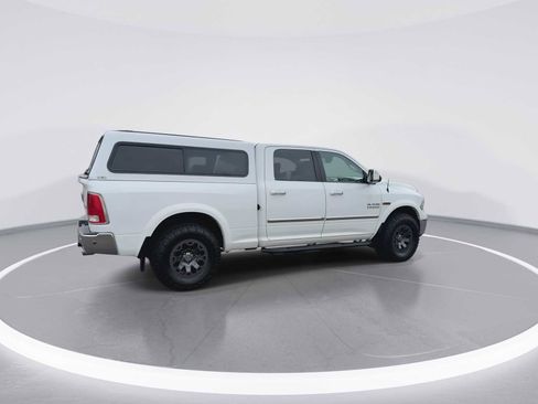 Used 2016 RAM 1500 Laramie w/ Convenience Group image 8