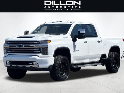 Used 2021 Chevrolet Silverado 3500 High Country w/ Technology Package AWD/4WD image 8