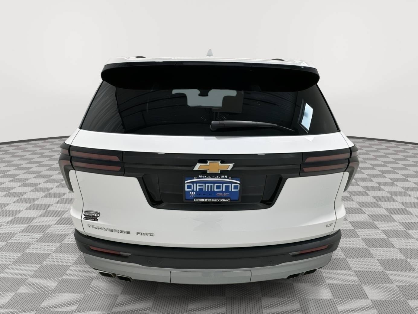 Used 2024 Chevrolet Traverse LT w/ LPO, Floor Liner Package AWD/4WD image 4
