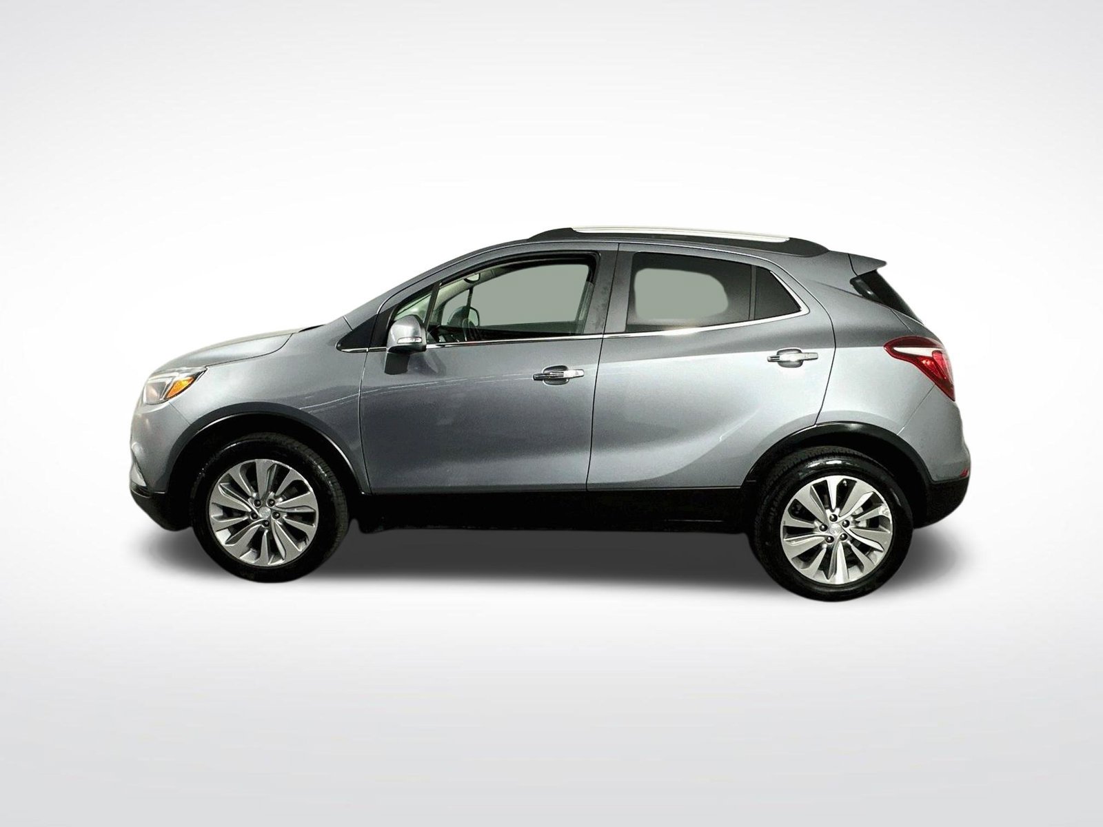 Used 2019 Buick Encore Preferred FWD image 5