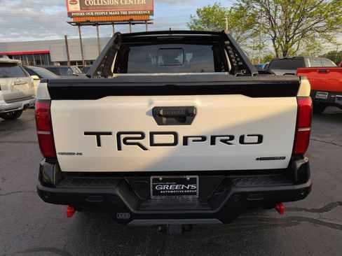 Used 2025 Toyota Tacoma TRD Pro image 4