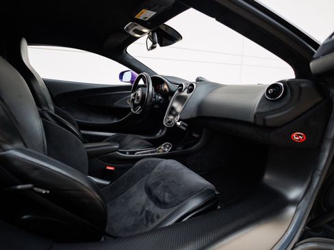 Used 2019 McLaren 600LT image 44