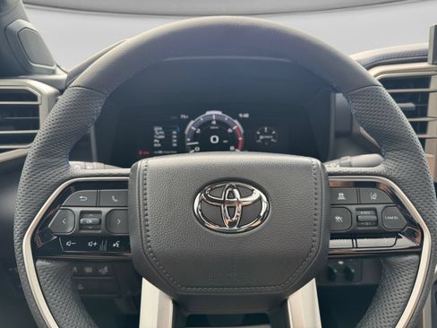 Used 2026 Toyota Tundra Platinum AWD/4WD image 18