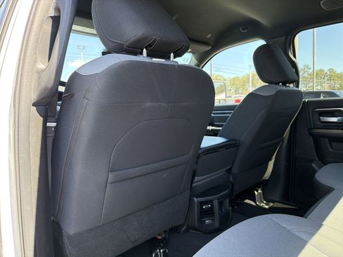 Used 2024 RAM 2500 Big Horn w/ Bed Utility Group image 17