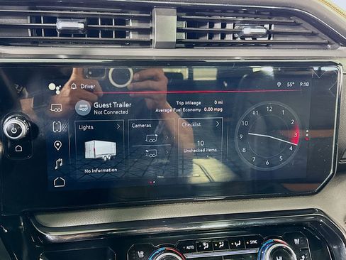 Used 2024 GMC Sierra 3500 AT4 w/ Technology Package image 40