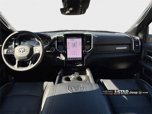 Used 2025 RAM 2500 Laramie image 10