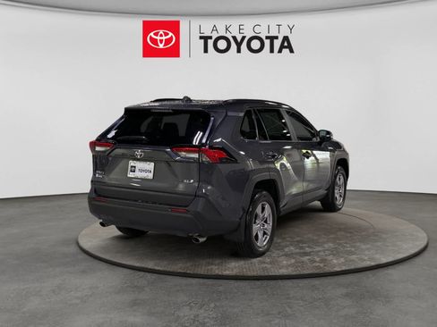 Used 2025 Toyota RAV4 XLE w/ Convenience Package FWD image 9