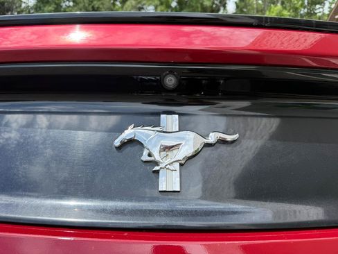 Used 2017 Ford Mustang Coupe RWD image 5