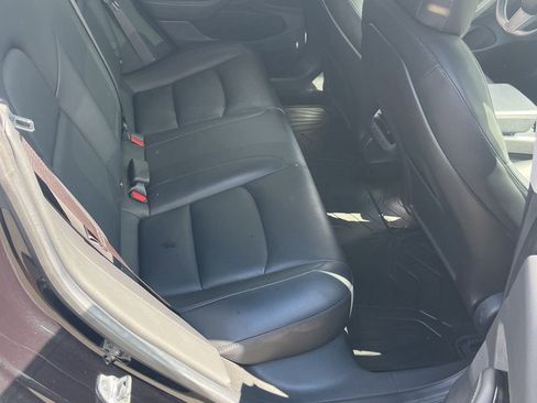 Used 2018 Tesla Model 3 Long Range image 10