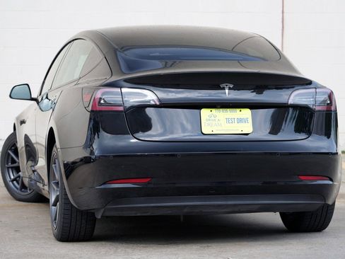 Used 2021 Tesla Model 3 Standard Range Plus RWD image 6
