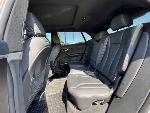 Used 2019 Audi Q8 Premium Plus w/ Premium Plus AWD/4WD image 22