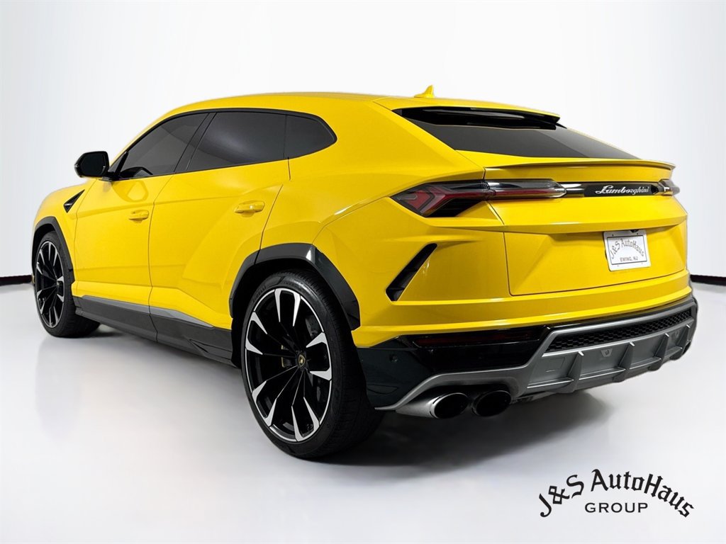 Used 2021 Lamborghini Urus AWD/4WD image 5