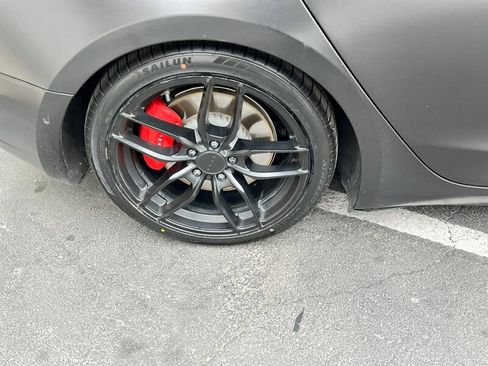 Used 2022 Tesla Model 3 Performance image 10