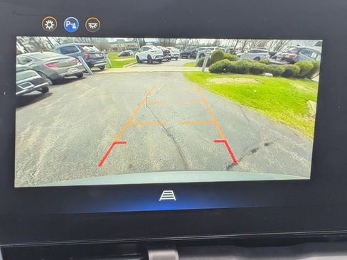 Used 2025 Chevrolet Equinox LT image 25