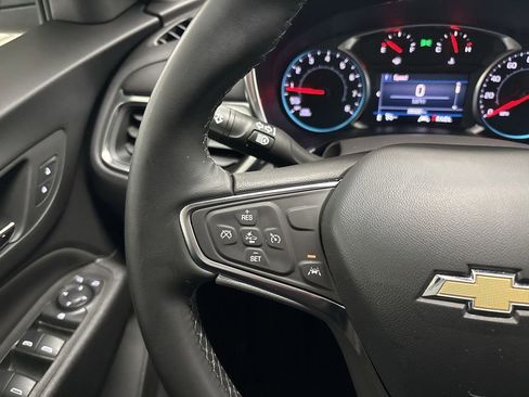 Used 2024 Chevrolet Equinox LT image 47