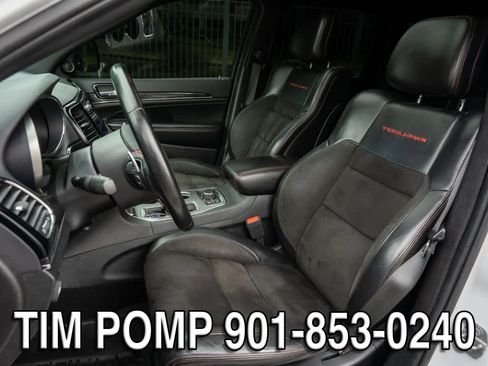 Used 2020 Jeep Grand Cherokee Trailhawk AWD/4WD image 11