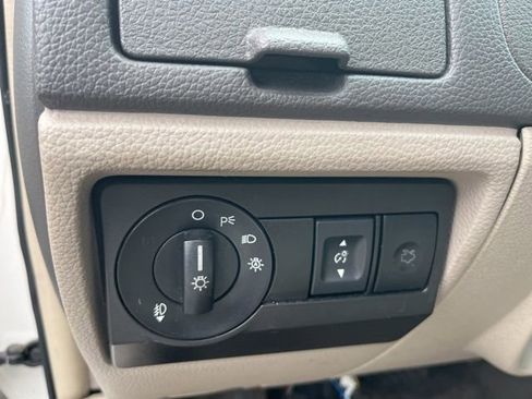 Used 2012 Ford Fusion SEL image 15