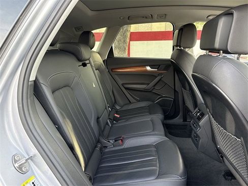 Used 2023 Audi Q5 2.0T Premium Plus image 32
