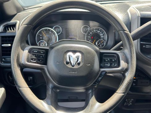 Used 2022 RAM 2500 Tradesman w/ Chrome Appearance Group AWD/4WD image 15