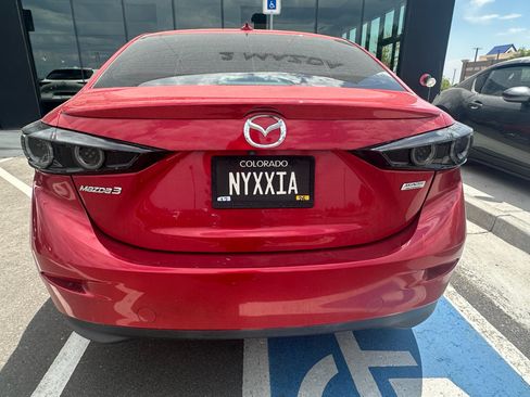 Used 2016 MAZDA MAZDA3 i Grand Touring FWD image 3