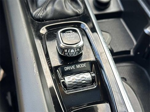 Used 2019 Volvo S60 T6 Momentum w/ Multimedia Package image 15