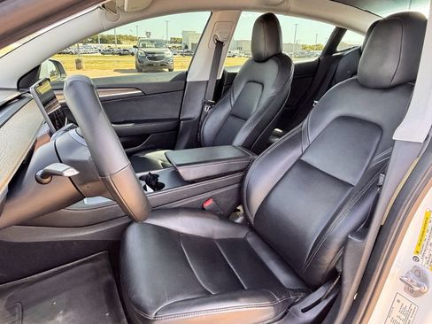 Used 2021 Tesla Model 3 Standard Range Plus RWD image 23