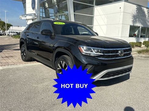 Certified 2022 Volkswagen Atlas Cross Sport SE image 4