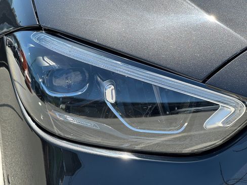 Used 2022 Mercedes-Benz C 300 Sedan image 11