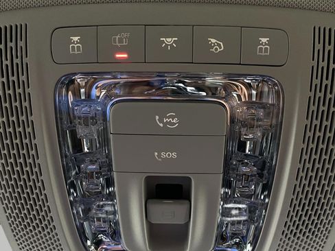 New 2026 Mercedes-Benz GLS 450 4MATIC image 31