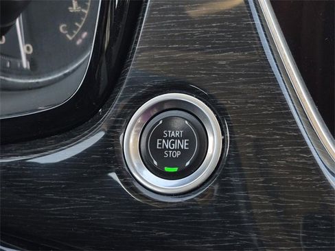 Used 2021 Cadillac XT6 Premium Luxury image 22