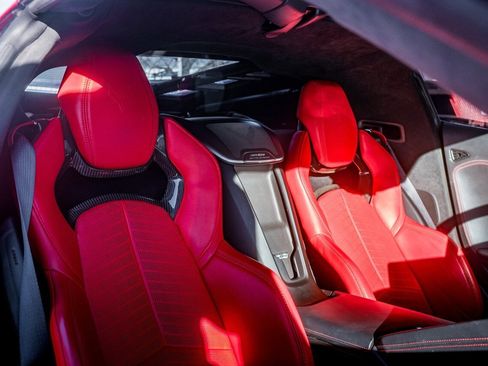 Used 2021 Chevrolet Corvette Stingray Premium Cpe w/ Z51 Performance Package image 37