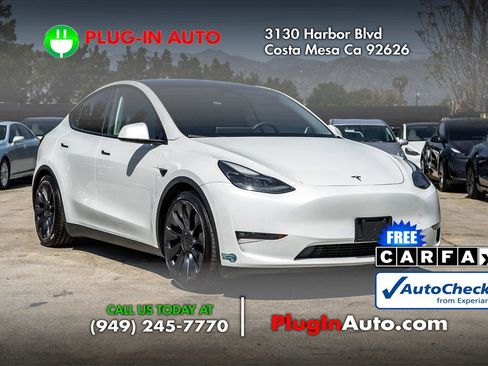 Used 2024 Tesla Model Y Performance AWD/4WD image 3