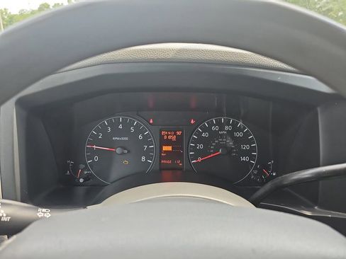 Used 2020 Nissan NV 3500 SL w/ Back Door Glass Package image 18