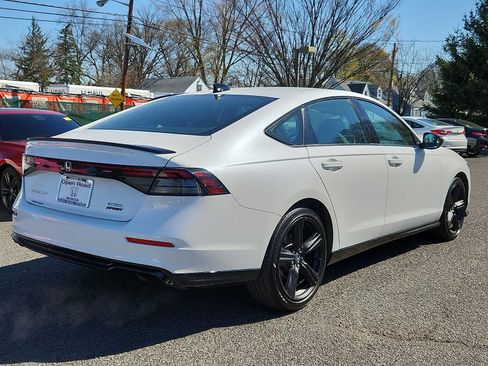Used 2025 Honda Accord Sport image 6