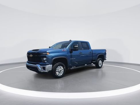 New 2026 Chevrolet Silverado 2500 W/T AWD/4WD image 4