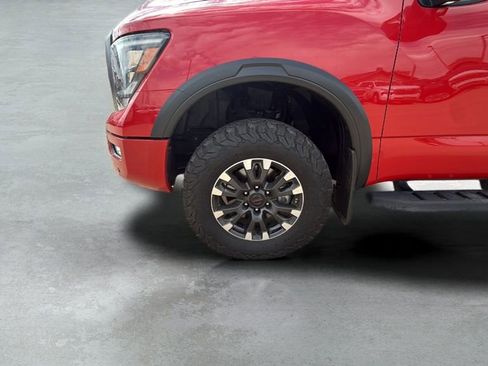 Used 2021 Nissan Titan PRO-4X w/ Pro-4x Convenience Package AWD/4WD image 53