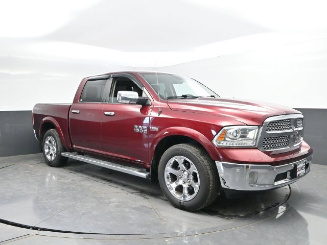 Used 2018 RAM 1500 Laramie w/ Convenience Group AWD/4WD image 4