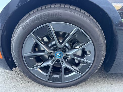 Used 2023 BMW i4 eDrive40 image 55