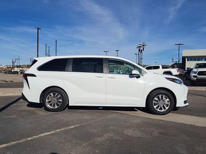Used 2023 Toyota Sienna LE