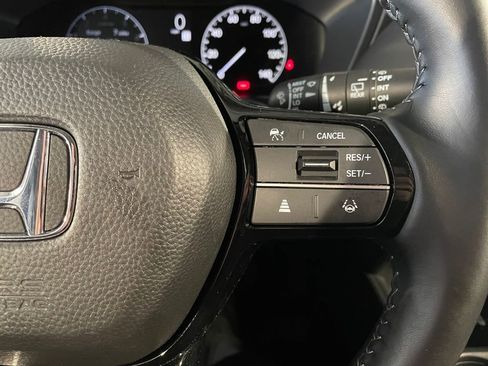 Used 2025 Honda HR-V EX-L image 18