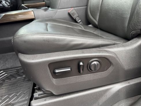 Used 2020 Chevrolet Silverado 1500 LT Trail Boss image 14